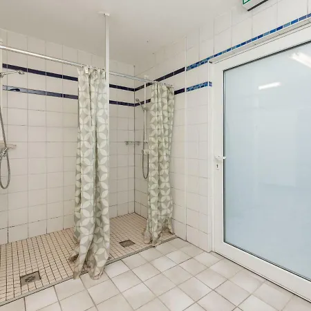 Spacious Holiday In Niederlandenbeck With Sauna *